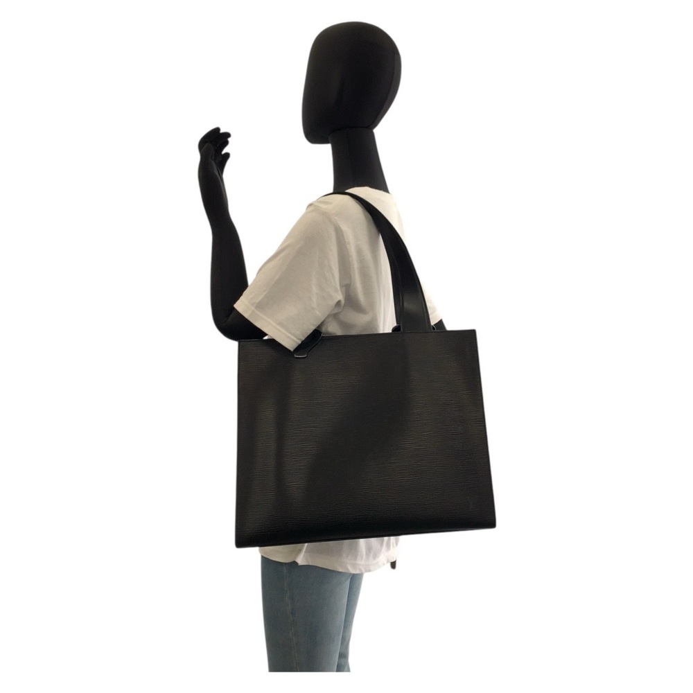 LOUIS VUITTON Black Leather Shoulder Bag - Picture 6 of 10
